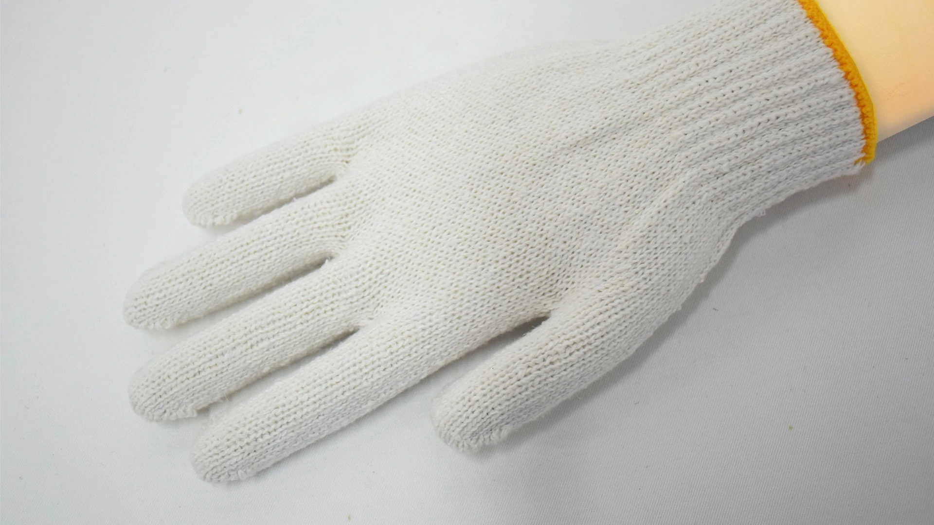 GLOVE